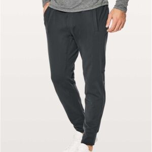 Lululemon Mens Heathered Grey/Black Colour Intent Jogger Sz. M